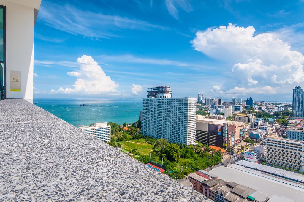 Central Pattaya Residence-The Base Condo Dış mekan fotoğraf